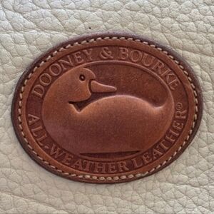 Vtg Dooney & Bourke All-Weather Leather Norfolk Case in Bone w/British Tan Trim